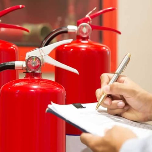 Como fazer Manutenção de Extintores no DF: O Selo do INMETRO e o Credenciamento CBMDF